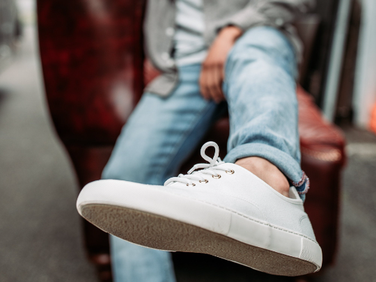 Luigi Sardo Low Cut Sneakers - White & White